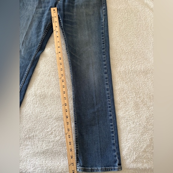 Hollister Blue Straight Jeans with Classic Style - Picture 6 of 8